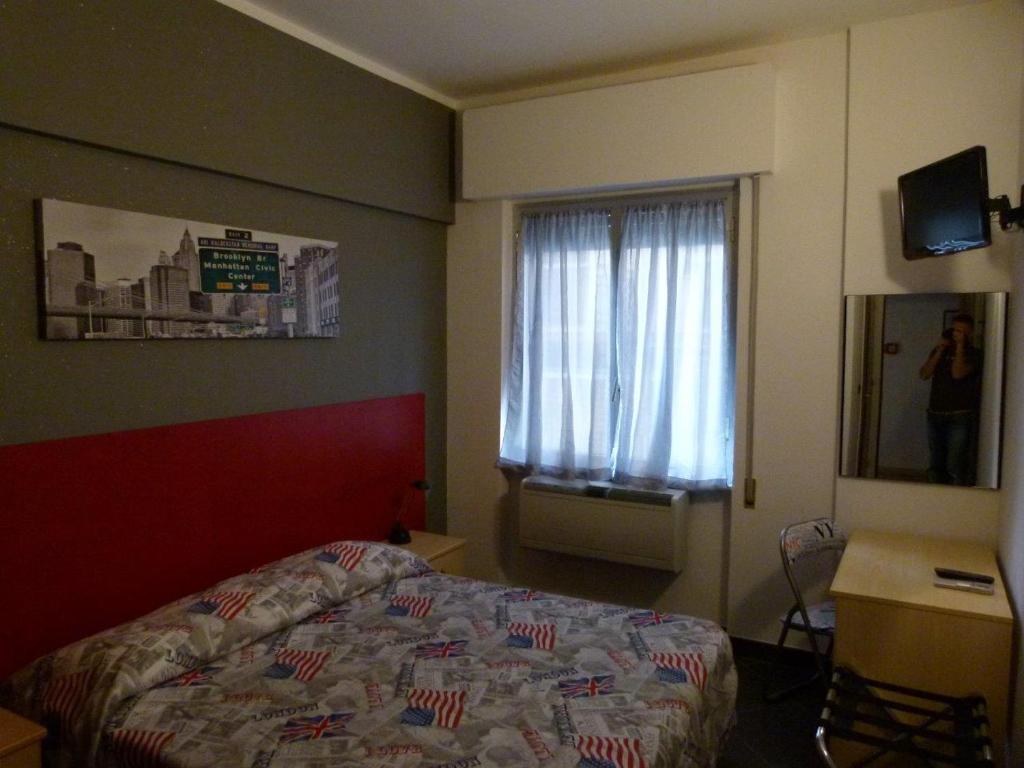 Hotel La Torre Cogoleto Habitación foto